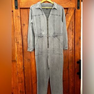 Super cute washed grey overalls